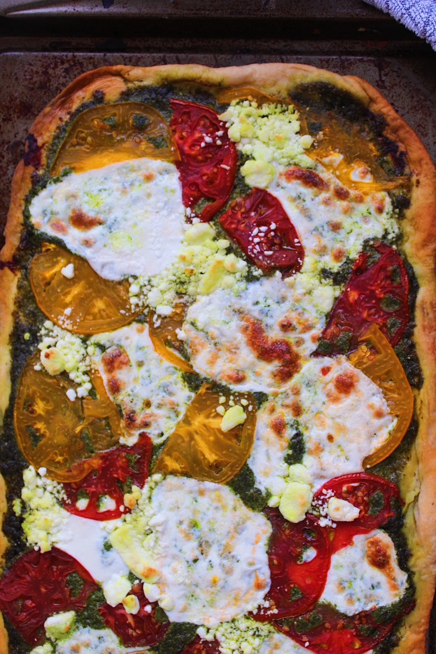 Pesto Pizza with Fresh Tomatoes